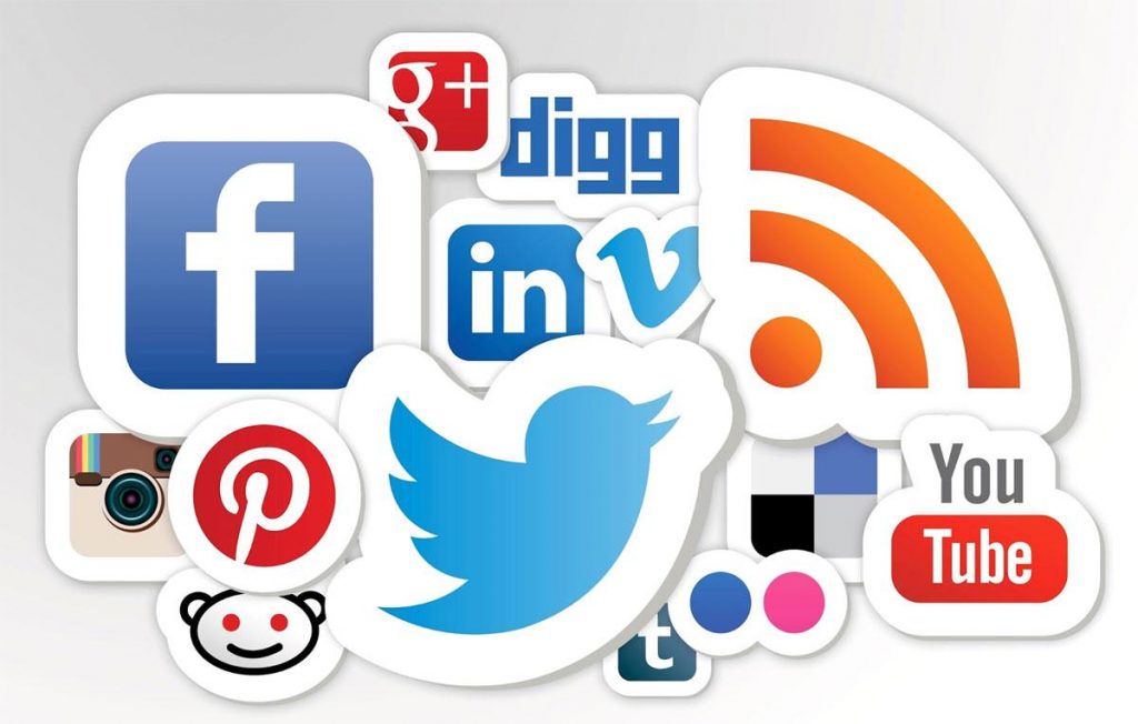 كيفية الربح من السوشيال ميديا وزيادة دخلك الشهري من المنزل في 2023 " دليلك الشامل" 4 كيفية الربح من السوشيال ميديا